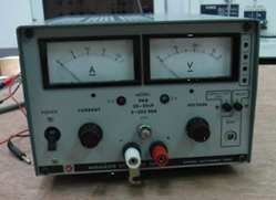 定電圧電源【90-004677】